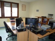 Location bureau, local 