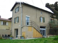 Maison de village / ville Letra